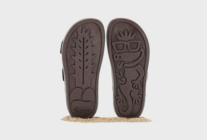 Sand-U footprint sandals 360 view showing full design